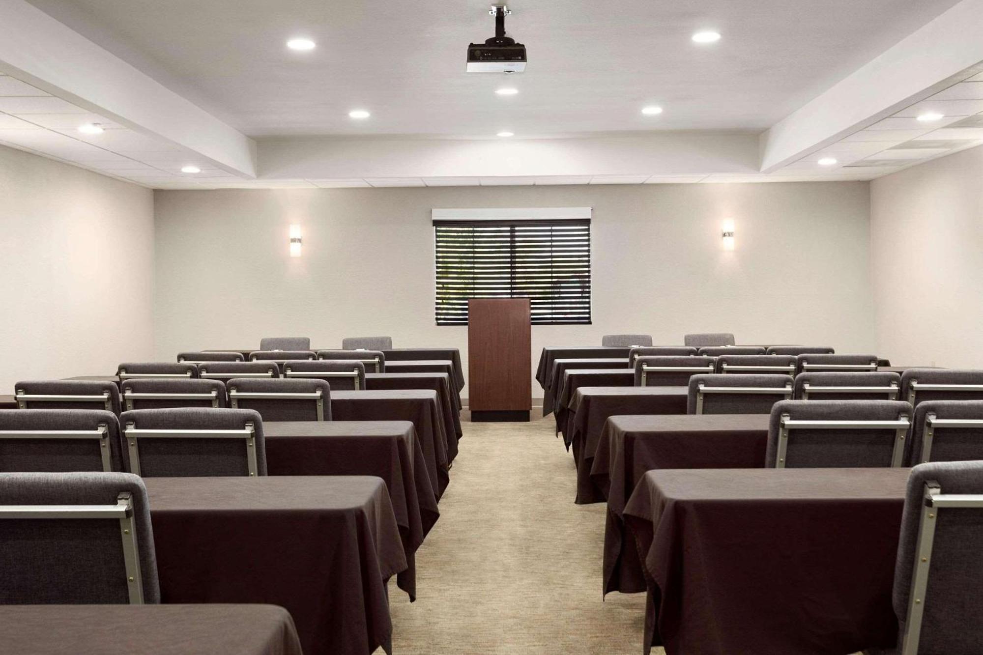 Country Inn & Suites By Radisson, Lackland Afb San Antonio , Tx Dış mekan fotoğraf